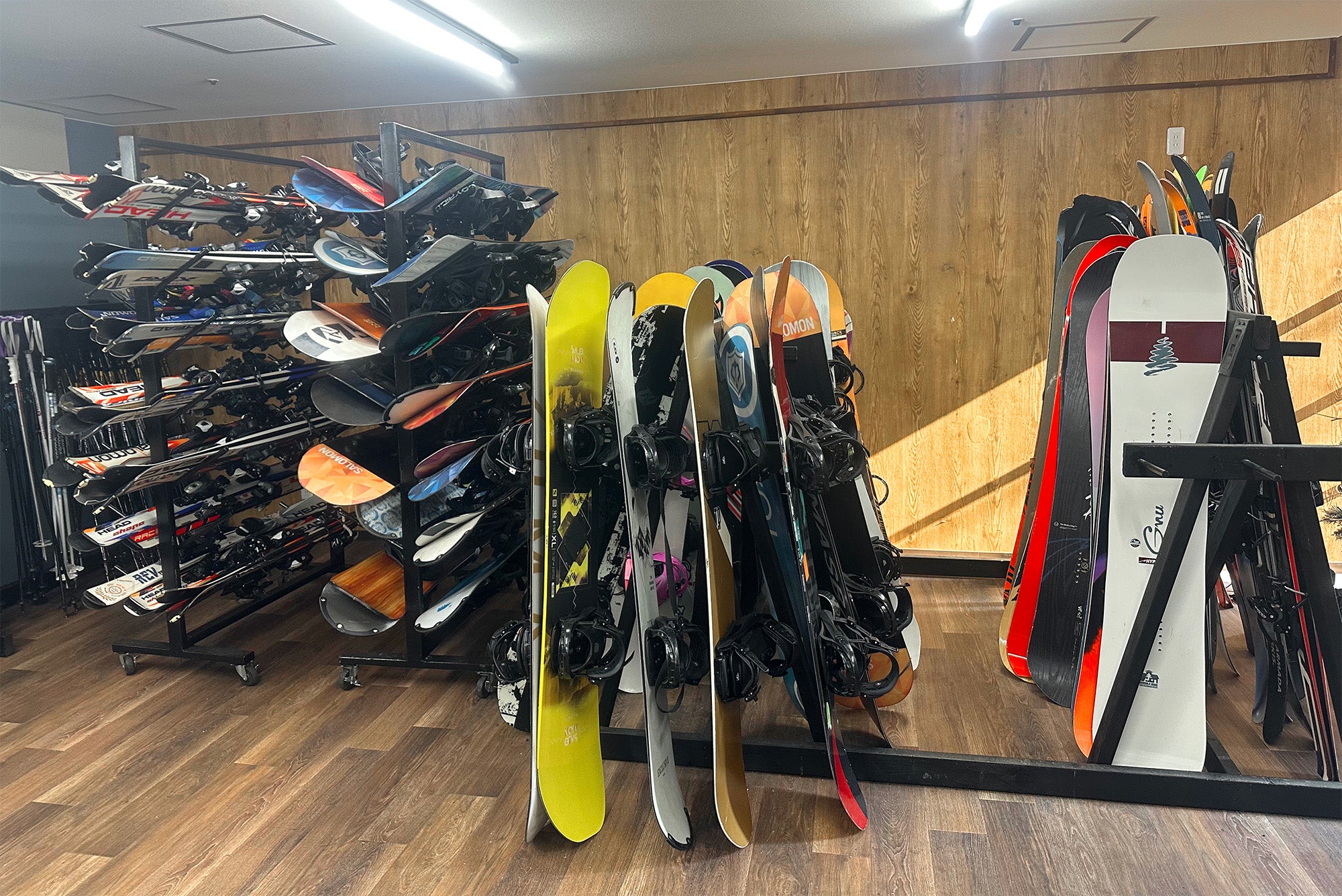 LOCATION – HILLSIDE SNOW RENTALS